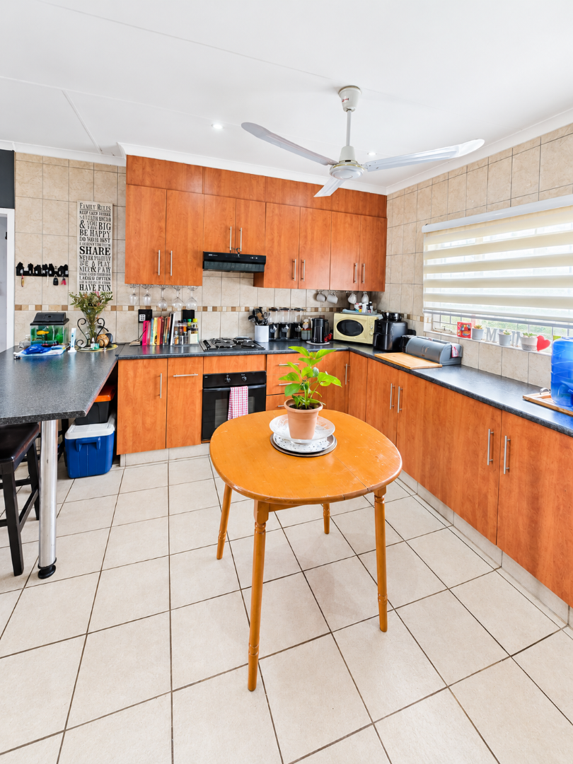 3 Bedroom Property for Sale in Songloed North West